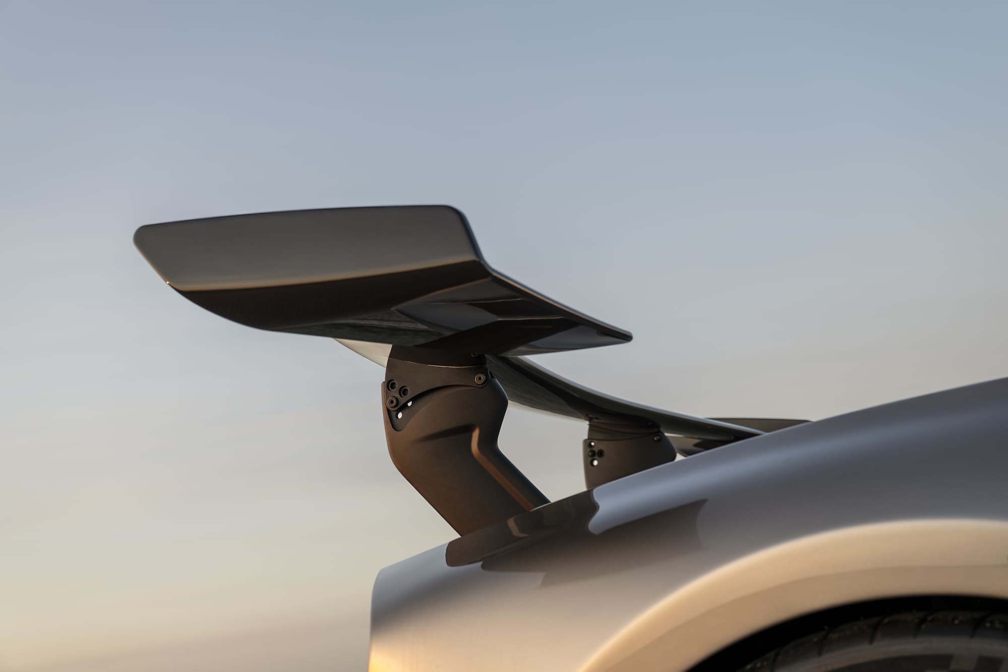 Hennessey-Unveils-1-of-1-Manual-Venom-F5-with-2031-HP-Low-29-1